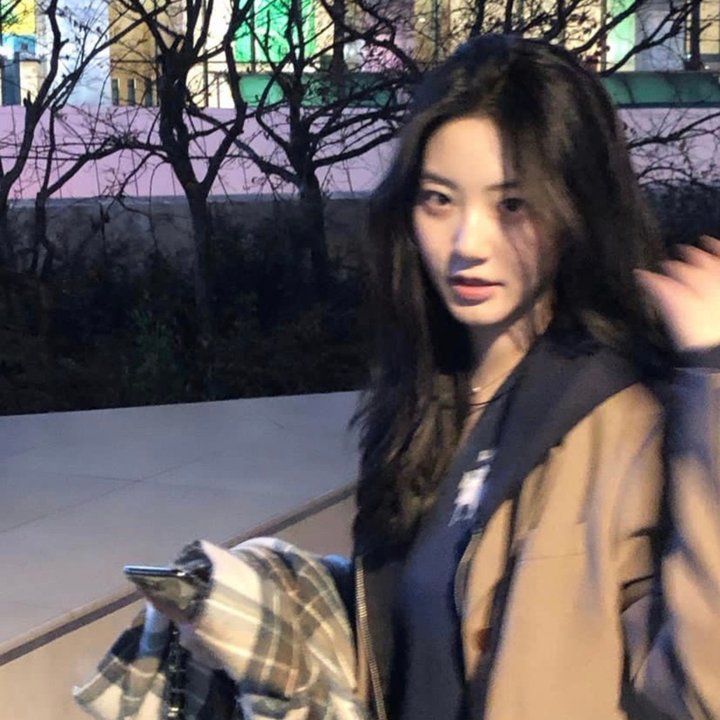另一个女人